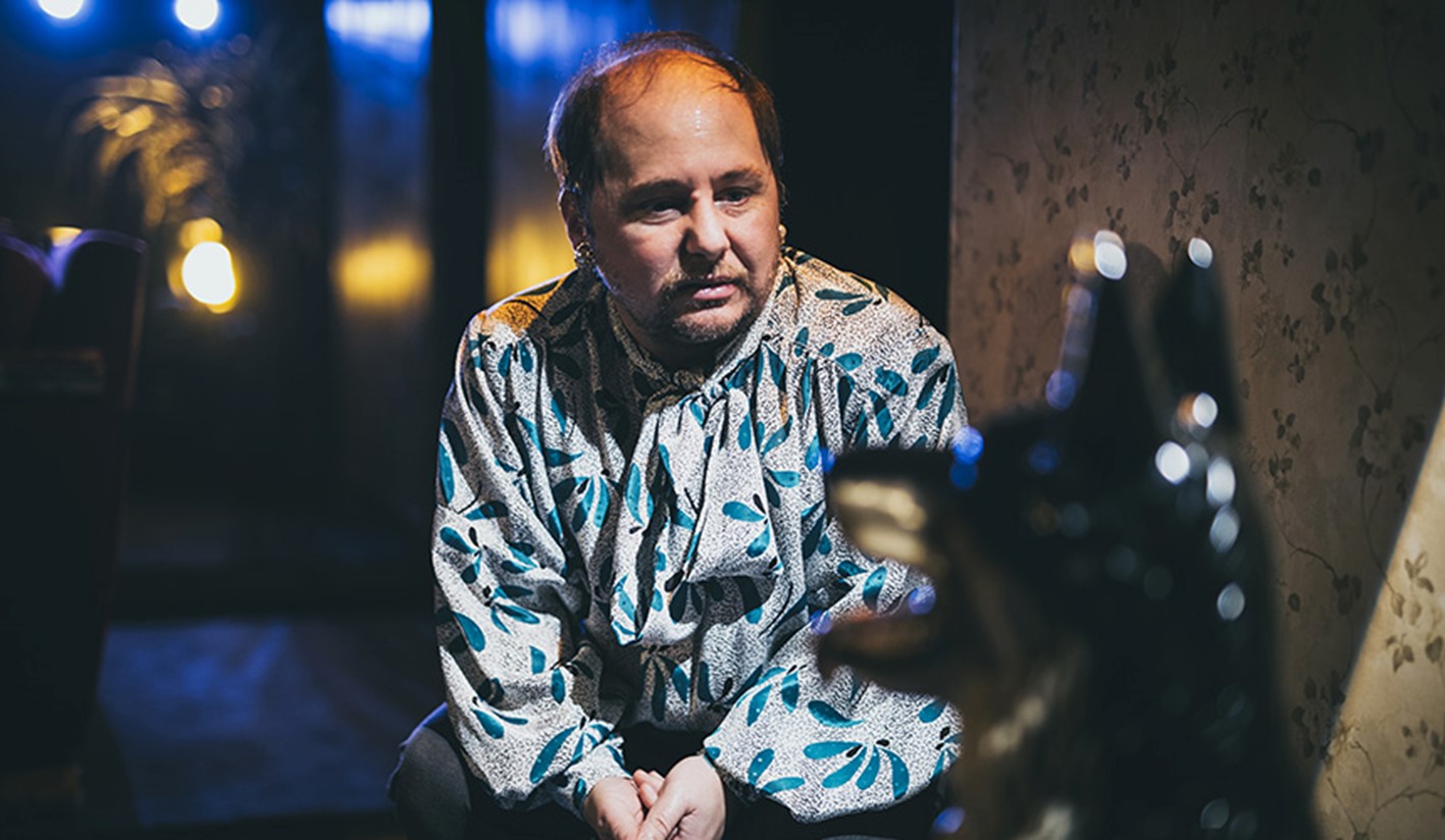 COPRODUCCI&Oacute;N DEL CENTRO DRAM&Aacute;TICO NACIONAL, PEDRO HERMOSILLA Y MALALA PRODUCCIONES