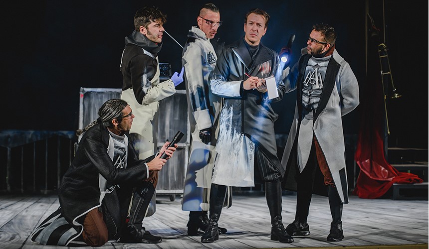 CRIMEN Y TEL&Oacute;N